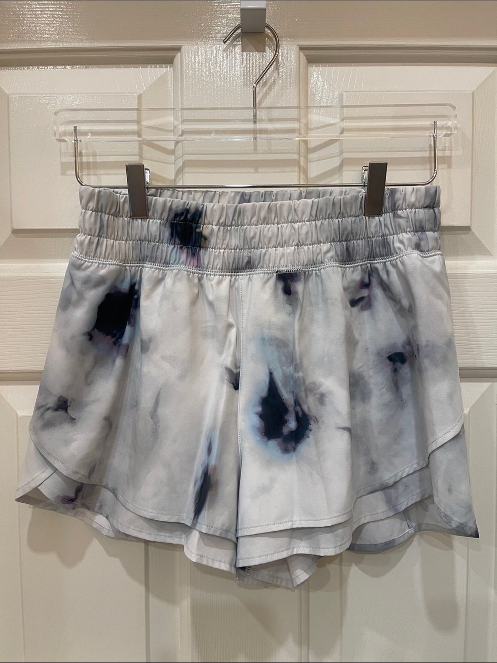 CALIA- Women’s White Gray Tie-Dye Athletic Shorts S:S - Picture 1 of 5